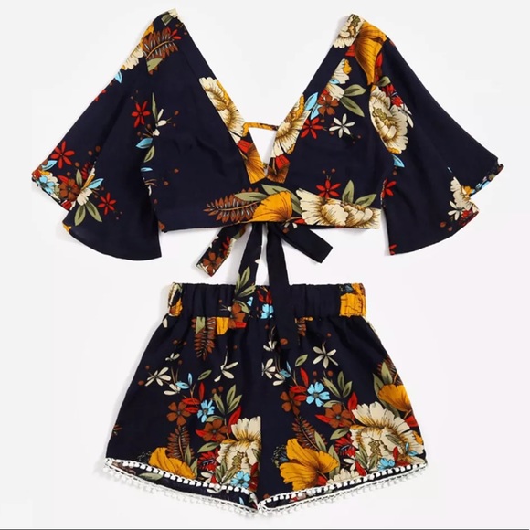🔥BOGO SALE🔥 Two-Piece Black Floral Romper - Picture 2 of 9
